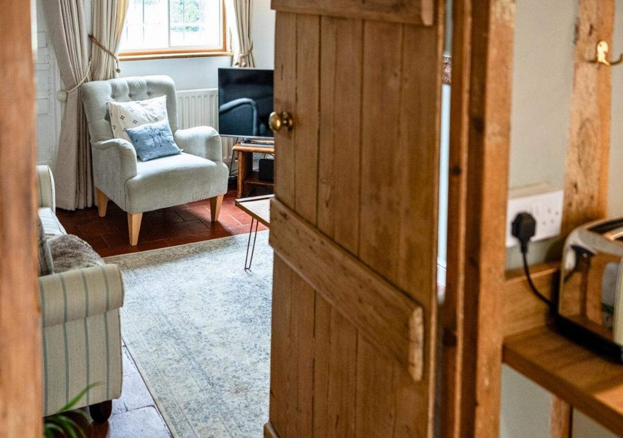Shottery Clifford Chambers - Cosy 2 Bedroom Cottage! מראה חיצוני תמונה