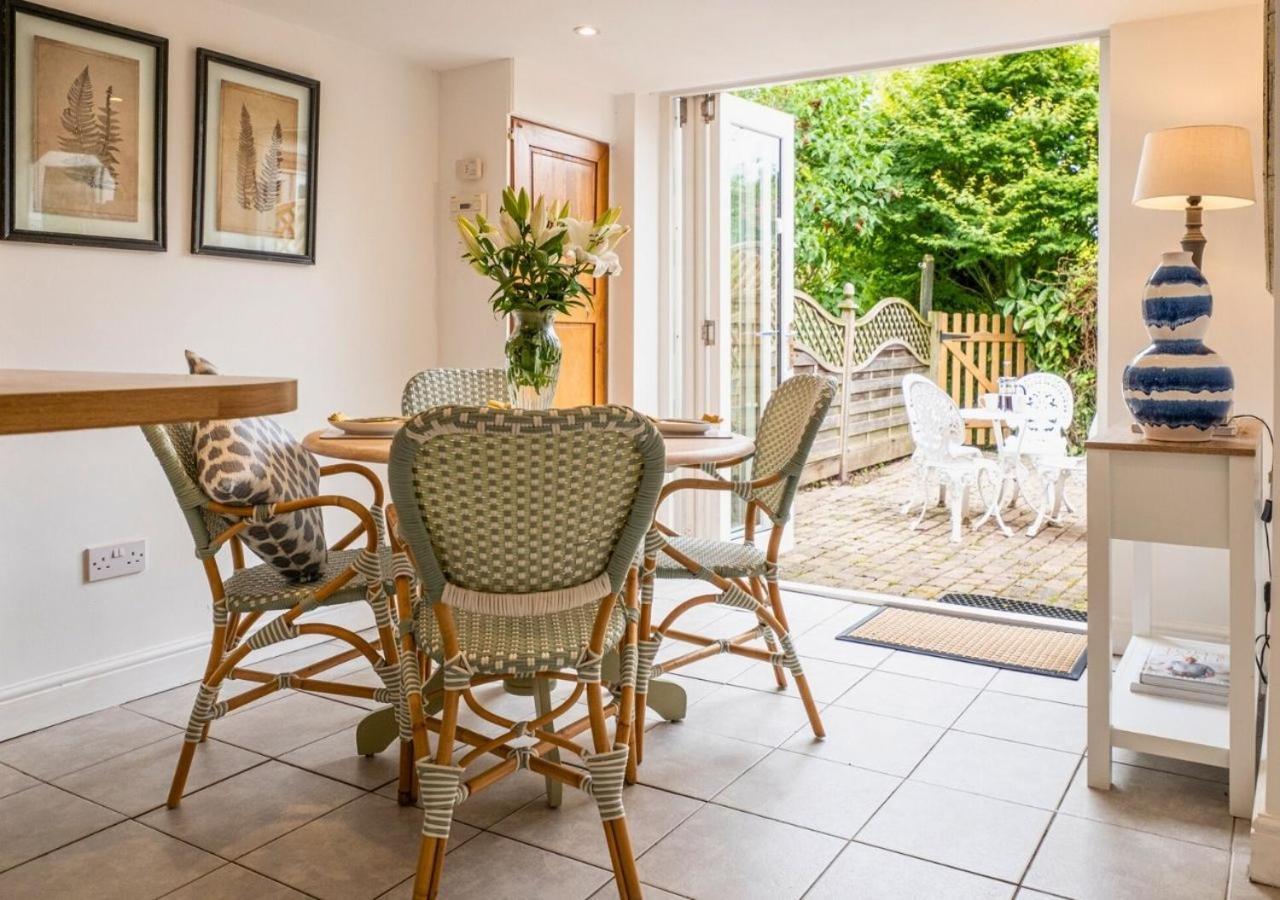 Shottery Clifford Chambers - Cosy 2 Bedroom Cottage! מראה חיצוני תמונה