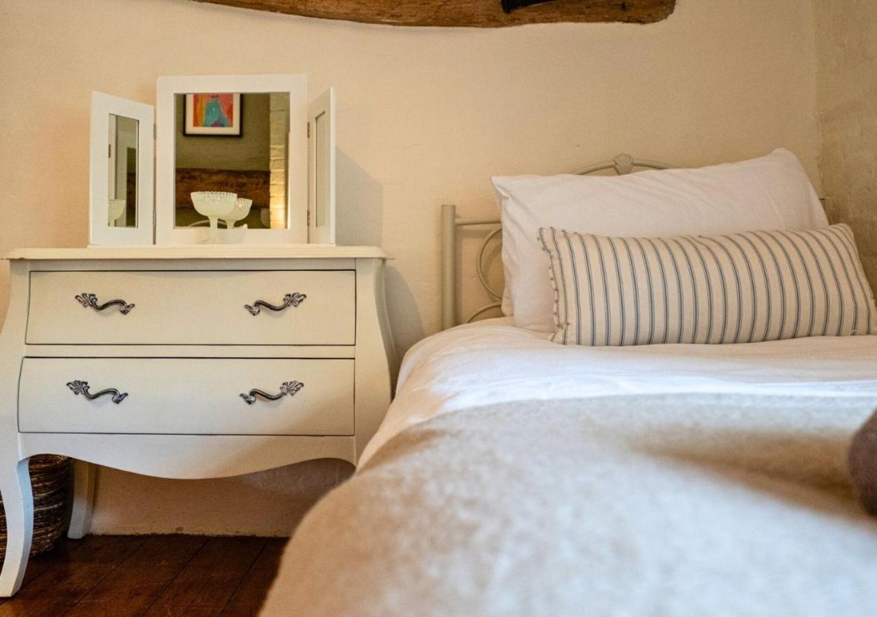 Shottery Clifford Chambers - Cosy 2 Bedroom Cottage! מראה חיצוני תמונה